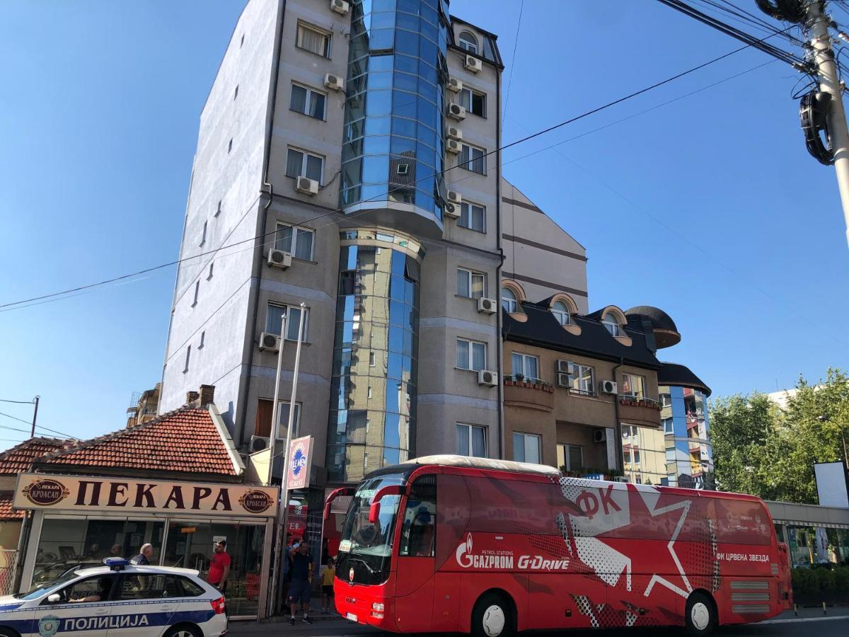 Garni Hotel Rile Men นิส ภายนอก รูปภาพ