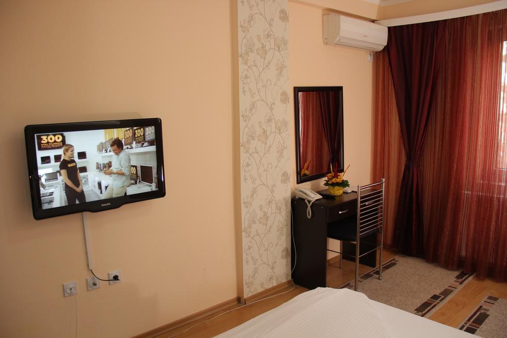 Garni Hotel Rile Men นิส ห้อง รูปภาพ