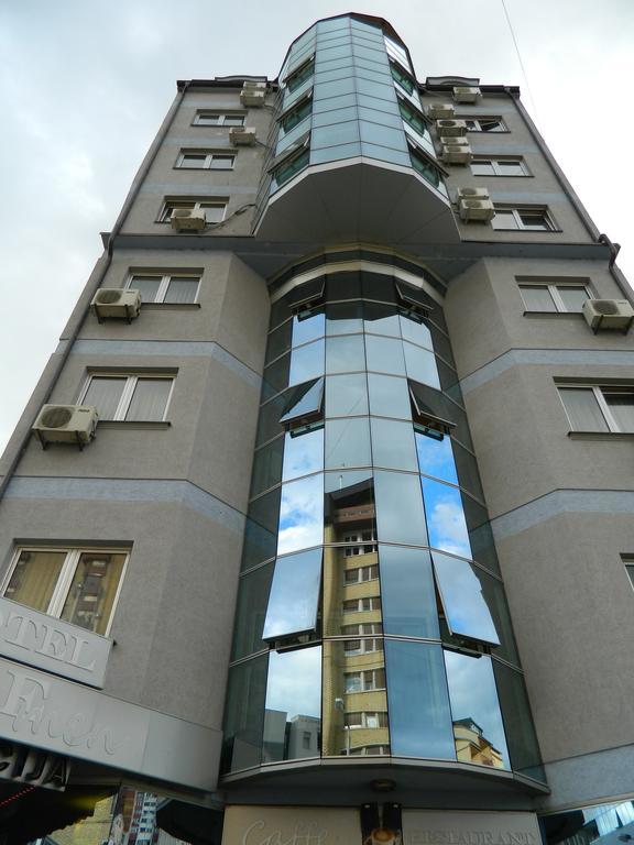 Garni Hotel Rile Men นิส ภายนอก รูปภาพ
